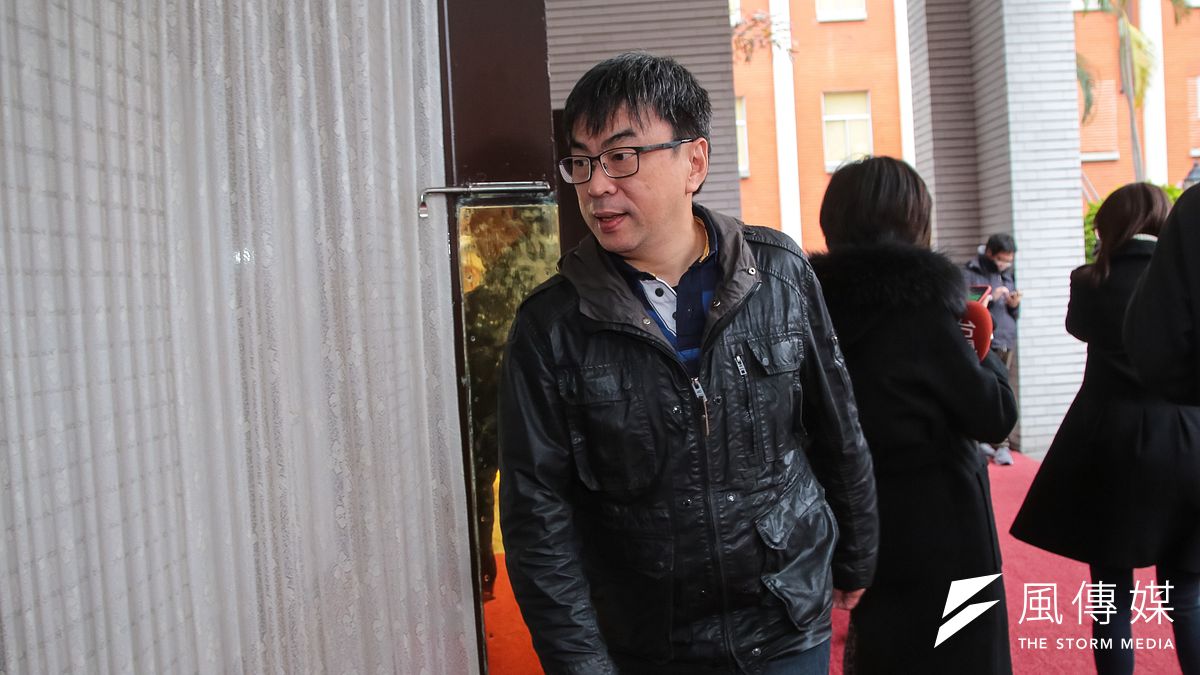 民進黨立委段宜康今(25)日在臉書發文,指出台鐵在採購普悠瑪的過程中就出了問題,並希望行政院籌組重整小組進駐台鐵。(資料照,顏麟宇攝) 民進黨立委段宜康今(25)日在臉書發文,指出台鐵在採購普悠瑪的過程中就出了問題,並希望行政院籌組重整小組進駐台鐵。(資料照,顏麟宇攝)