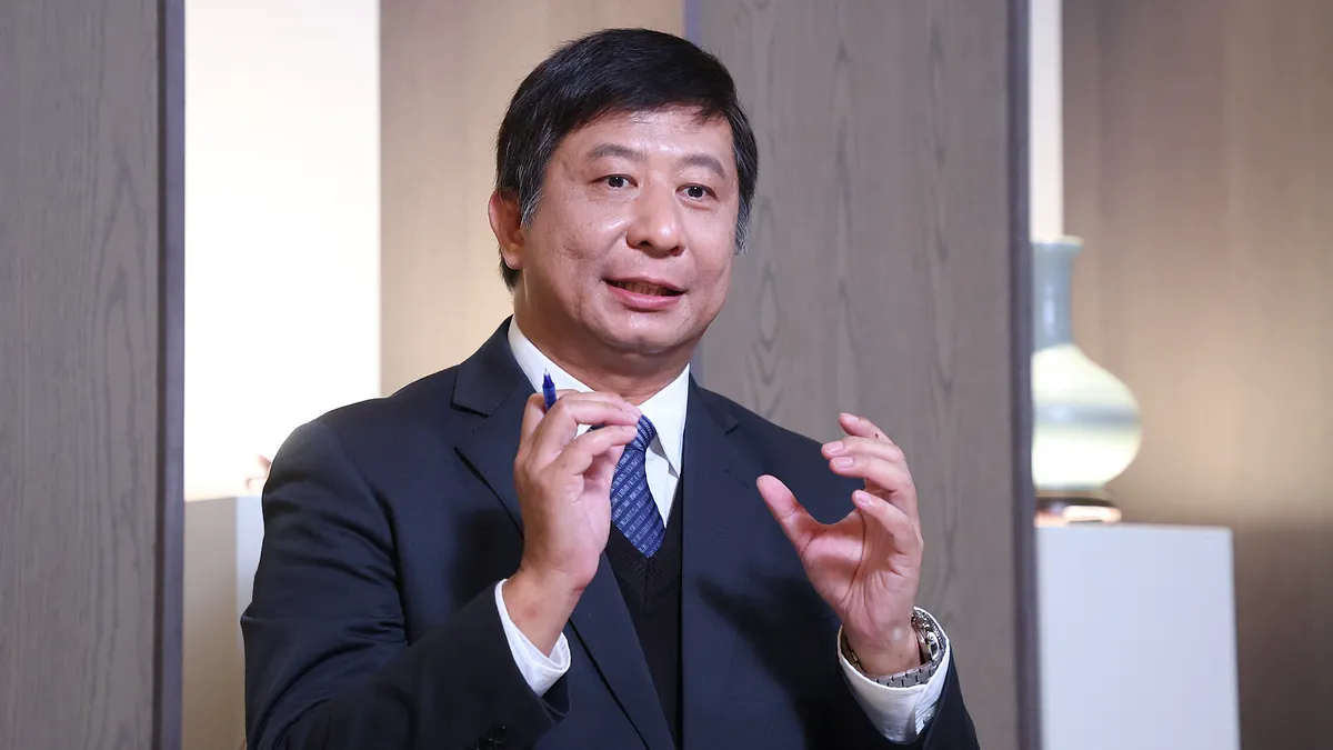 國防安全研究院委任副研究員揭仲在風傳媒節目《下班國際線》討論台海與國防挑戰。(顏麟宇攝) 國防安全研究院委任副研究員揭仲在風傳媒節目《下班國際線》討論台海與國防挑戰。(顏麟宇攝)