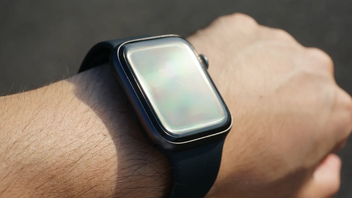 Apple Watch 近幾年成為不少人日常配戴的隨身配件,如何正確清潔手錶與錶帶也很重要,對此,蘋果官網整理出完整清潔指南。(示意圖/取自photo-ac)