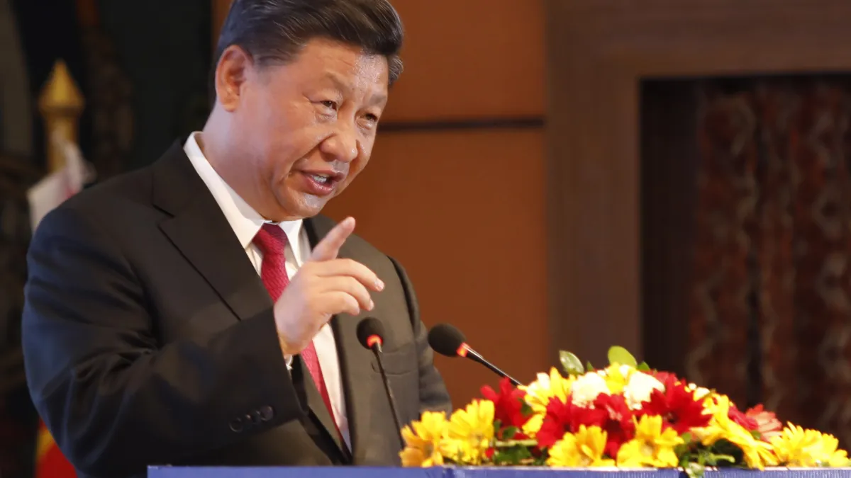 筆者指出,中共領導人習近平(見圖)可說是在著手「第三次革命」,其企圖與以往已經不同,美國和台灣都應該更加認識、了解中國,而不是一昧遠離。(資料照,AP)