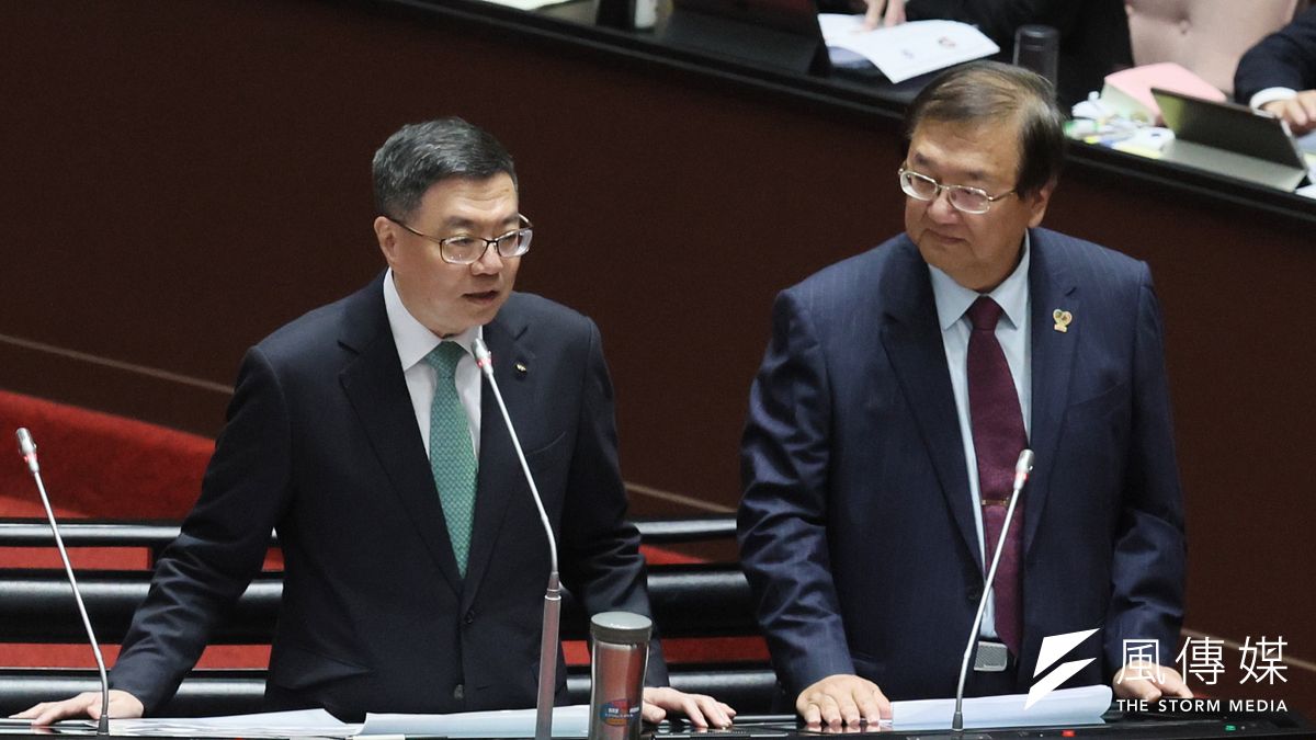 行政院長卓榮泰(左起)、衛福部長邱泰源7日於立法院備詢。(柯承惠攝) 行政院長卓榮泰(左起)、衛福部長邱泰源7日於立法院備詢。(柯承惠攝)