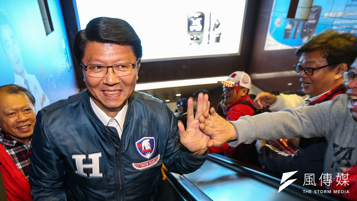 台南市議員謝龍介(見圖)在臉書表示,罷韓提前連署有沒有效?如果沒有效,那就該讓大法官來把法律講清楚。(資料照,顏麟宇攝) 台南市議員謝龍介(見圖)在臉書表示,罷韓提前連署有沒有效?如果沒有效,那就該讓大法官來把法律講清楚。(資料照,顏麟宇攝)