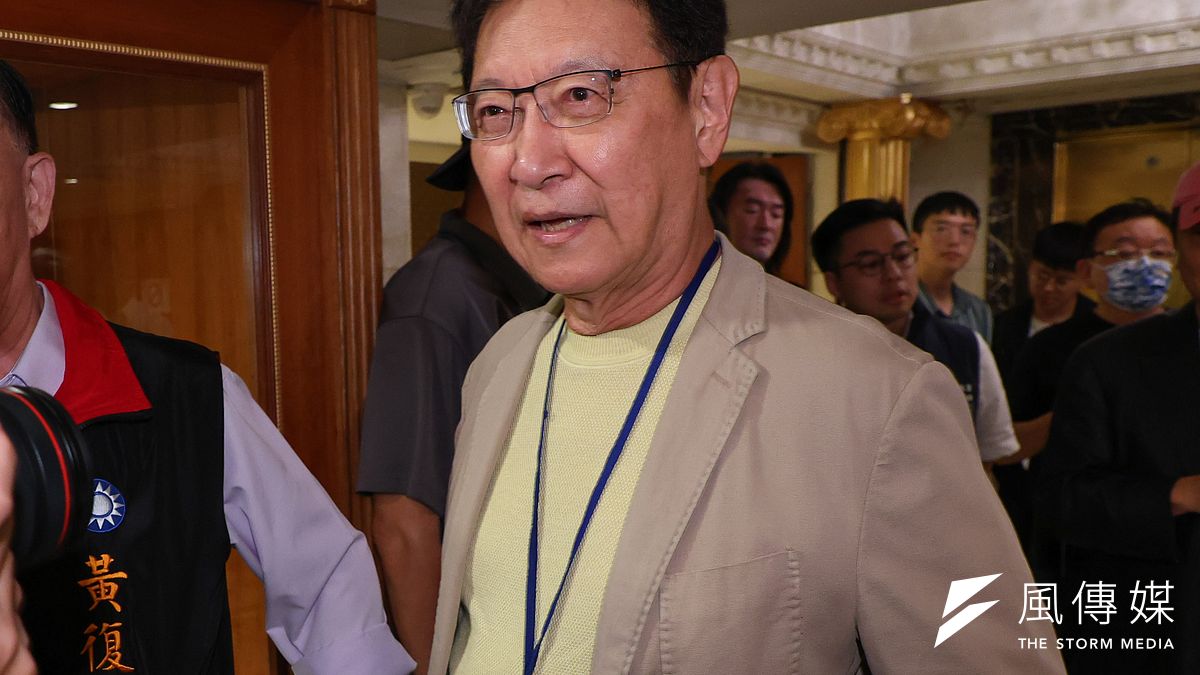 中廣董事長趙少康在許多戰鬥藍立委參選人請託下,將自掏腰包從南部開始舉辦大型造勢。(資料照,顏麟宇攝) 中廣董事長趙少康在許多戰鬥藍立委參選人請託下,將自掏腰包從南部開始舉辦大型造勢。(資料照,顏麟宇攝)