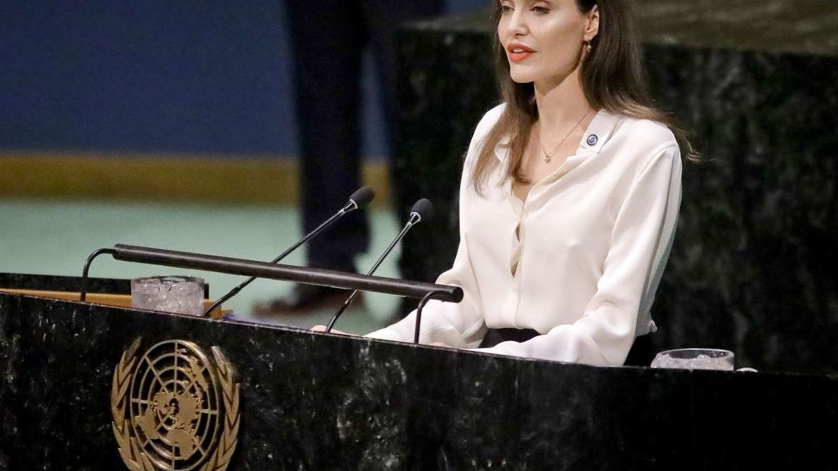 聯合國難民署特使、美國好萊塢女星安潔莉娜裘莉(AP) 聯合國難民署特使、美國好萊塢女星安潔莉娜裘莉(AP)