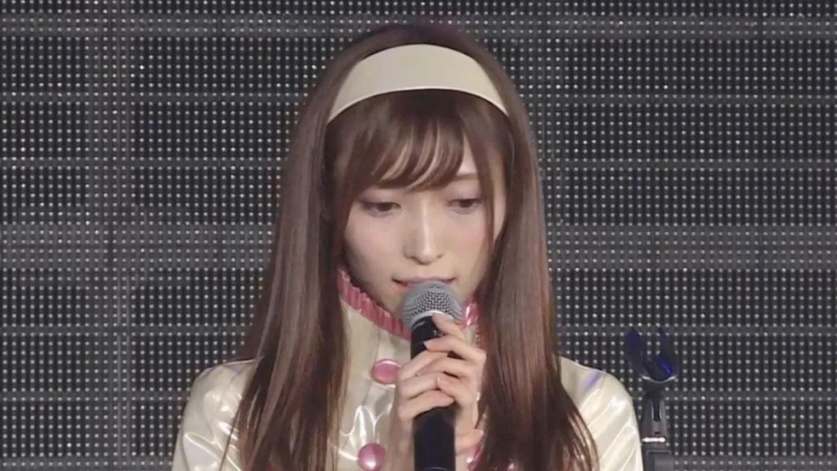 山口真帆直播揭發自己險遭性侵的遭遇,後來竟然「被道歉」。(圖/取自NGT48影片)