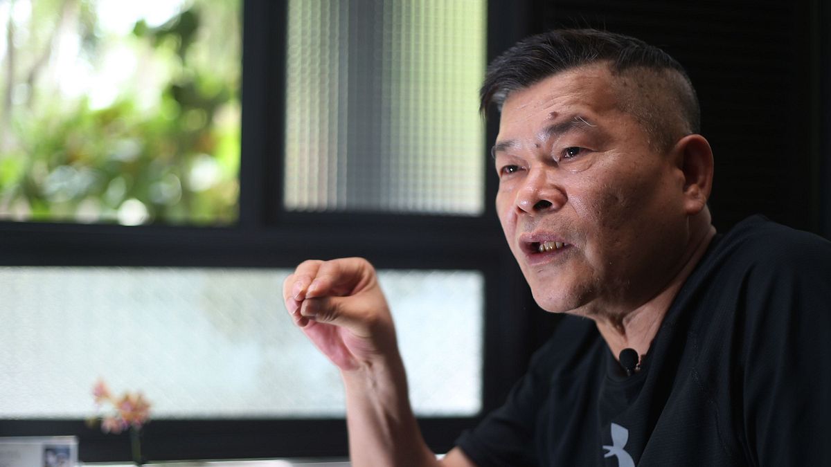 這些年,澎恰恰以台語主持、演出、編劇、導演,參與音樂劇、電影製作,也唱台語歌、寫台語歌,私下聊起台語文的一切,總是滔滔不絕。(圖/文化+) 這些年,澎恰恰以台語主持、演出、編劇、導演,參與音樂劇、電影製作,也唱台語歌、寫台語歌,私下聊起台語文的一切,總是滔滔不絕。(圖/文化+)