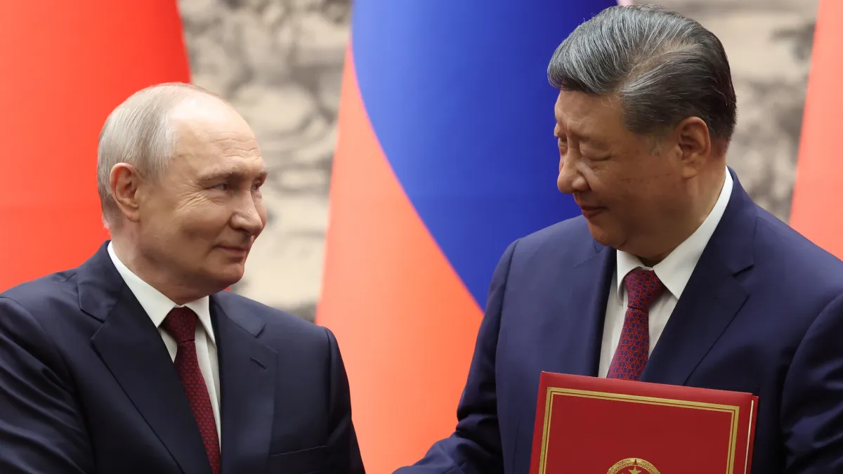 2026年5月20日,中國國家主席習近平與俄羅斯總統普京在北京會晤,簽署《中華人民共和國和俄羅斯聯邦關於進一步加強全面戰略協作、深化睦鄰友好合作的聯合聲明》。(美聯社)