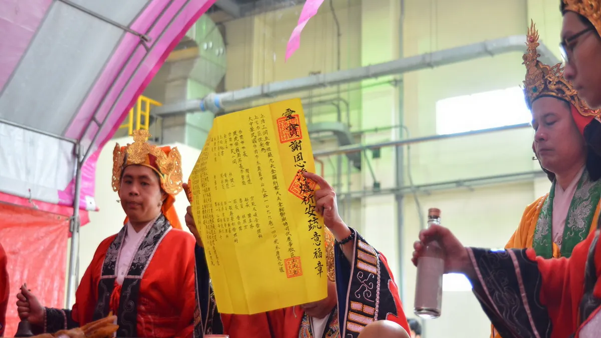 紙錢集中燒淨爐 南市環局尊重民俗兼顧環保