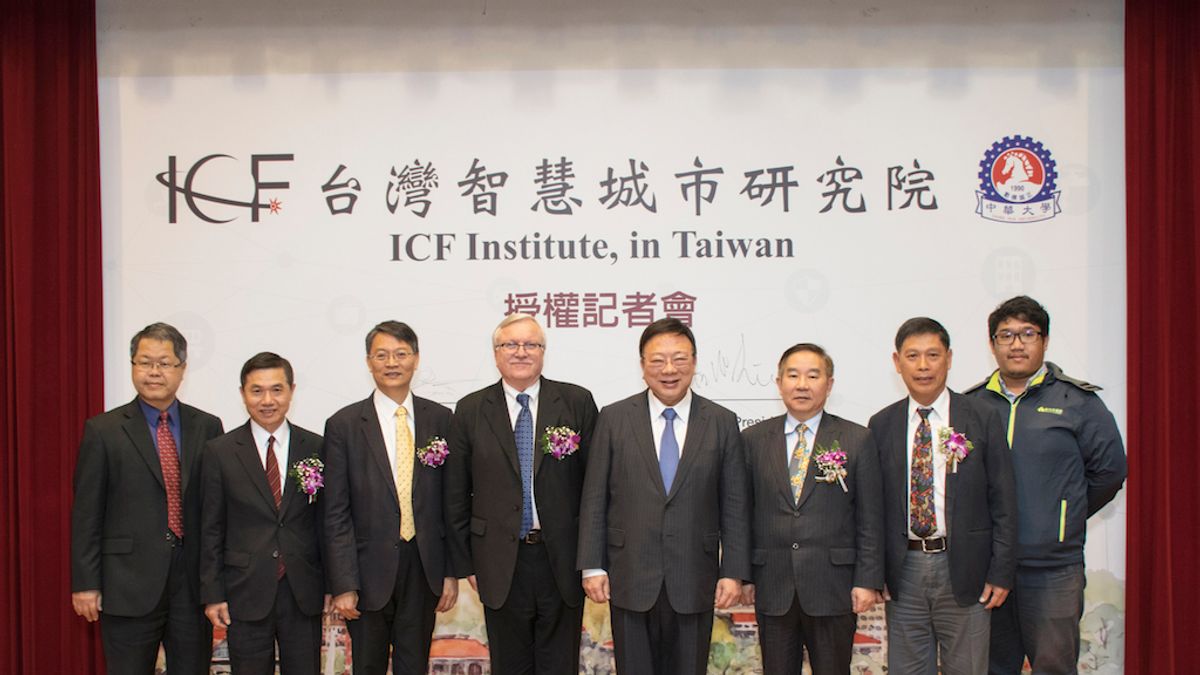 中華大學16日取得國際智慧城市論壇(ICF)授權,成立亞洲地區唯一的智慧城市研究院。(圖/中華大學提供) 中華大學16日取得國際智慧城市論壇(ICF)授權,成立亞洲地區唯一的智慧城市研究院。(圖/中華大學提供)