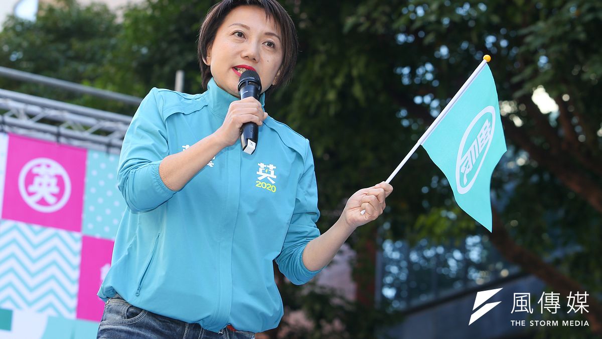 過去親上街頭參與抗爭的范雲(見圖),也以民進黨新科不分區立委的身份,要進入國會發聲。(資料照,顏麟宇攝) 過去親上街頭參與抗爭的范雲(見圖),也以民進黨新科不分區立委的身份,要進入國會發聲。(資料照,顏麟宇攝)