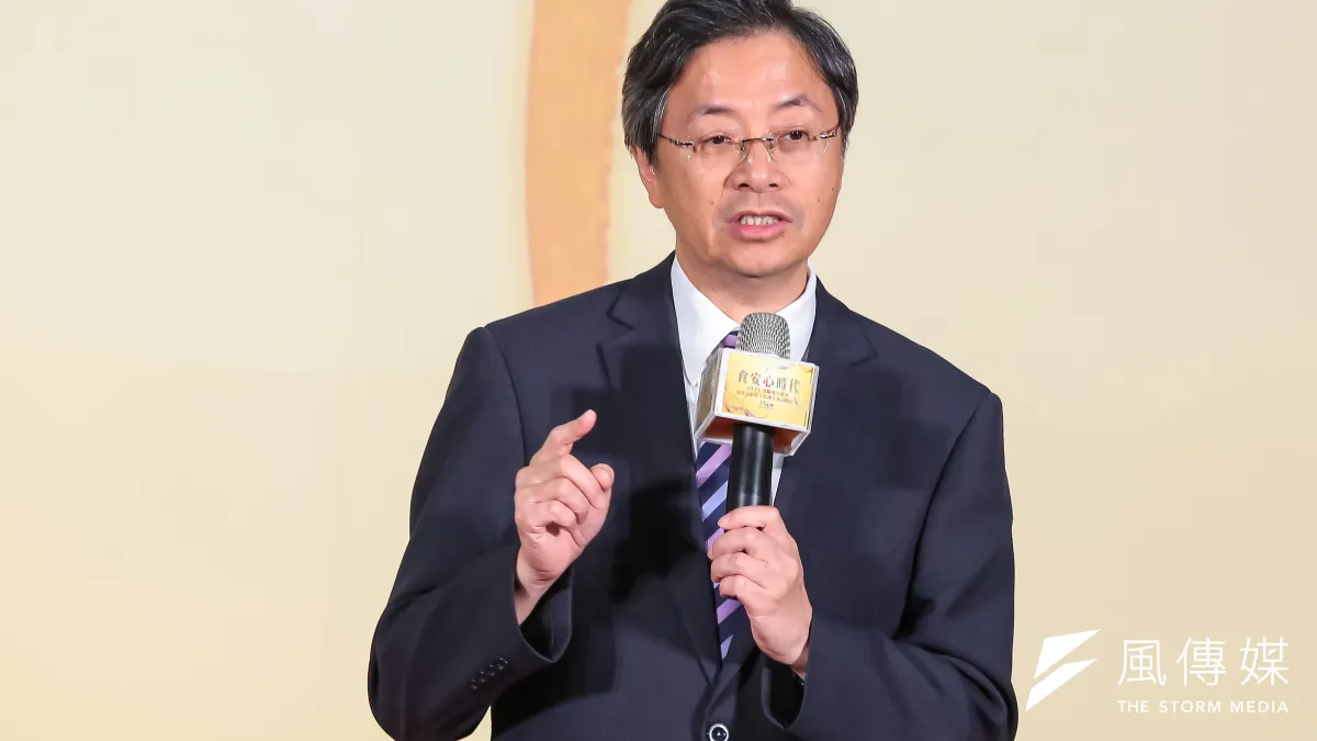 行政院長張善政11日下午宣布台灣批准使用Apple Pay,唯國內的使用者需要依據現行信用卡交易的相關法規在境內進行清算。(資料照,顏麟宇攝)