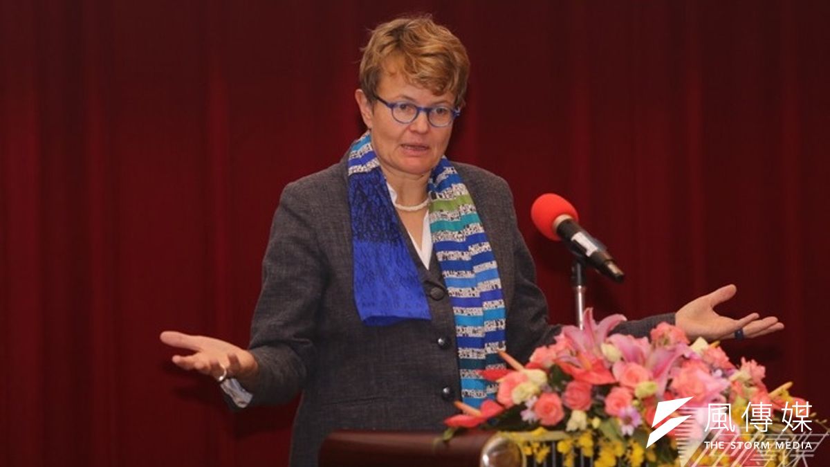 德國聯邦憲法法院法官蘇珊娜.貝爾表示,刑求、死刑也是不能妥協的底線。(林韶安攝) 德國聯邦憲法法院法官蘇珊娜.貝爾表示,刑求、死刑也是不能妥協的底線。(林韶安攝)