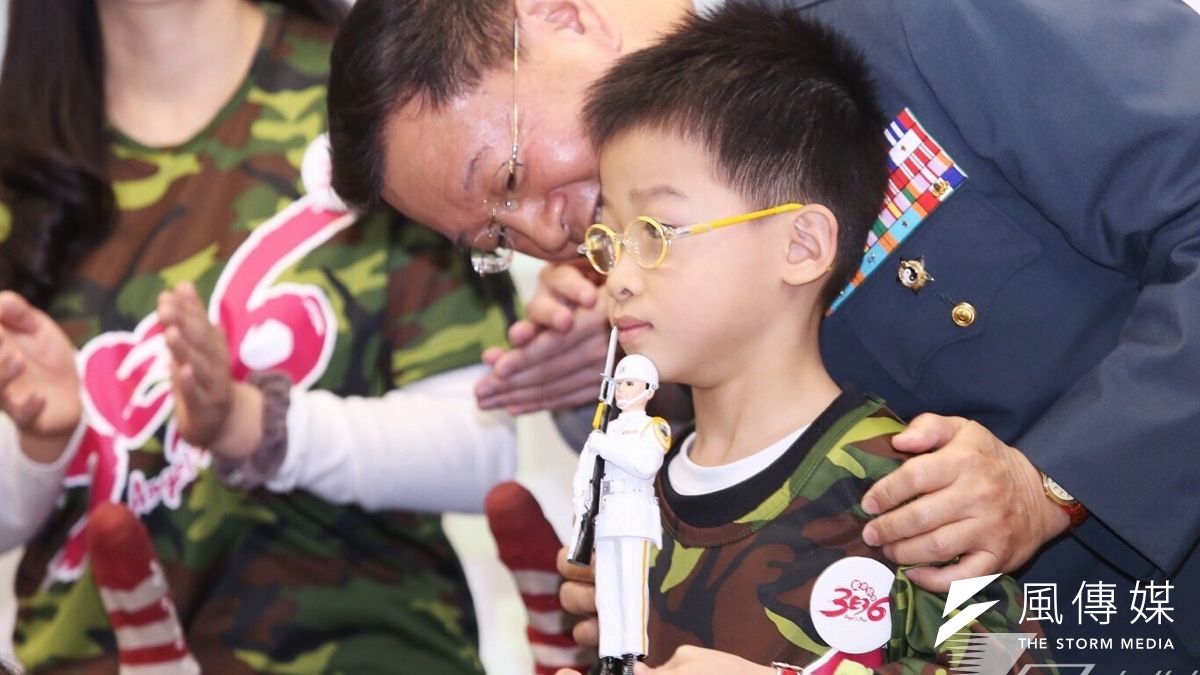 國防部17日記者會宣布,「天使心家族社會福利基金會」舉辦「336愛奇兒日」活動邁入第6年,今年首次與國防部合辦,將在21日下午1時至5時,於國防大學復興崗校區舉行。(林韶安攝) 國防部17日記者會宣布,「天使心家族社會福利基金會」舉辦「336愛奇兒日」活動邁入第6年,今年首次與國防部合辦,將在21日下午1時至5時,於國防大學復興崗校區舉行。(林韶安攝)