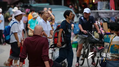 今年起台灣將正式邁入高齡社會,惟依疾病盛行率推估,國內失智老人人口也將突破25萬大關。圖為示意圖,非當事人。(資料照,顏麟宇攝)