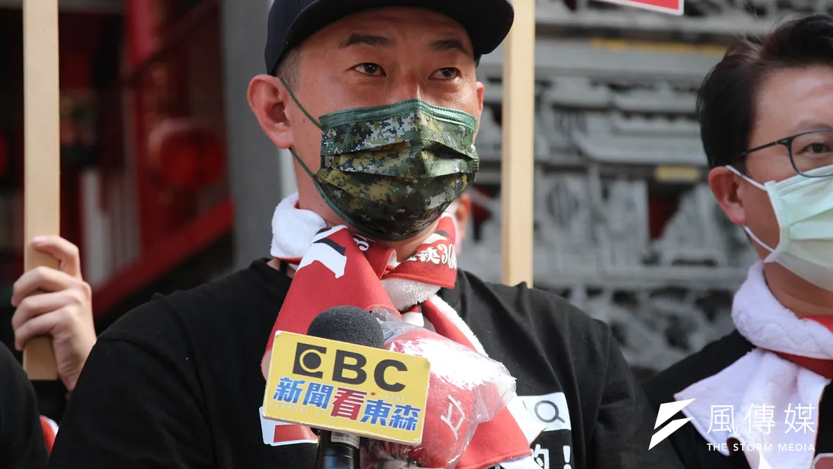 面對被罷免的危機,陳柏惟展開「100小時民主最後一哩路」反惡罷苦行。(資料照,黃信維攝) 面對被罷免的危機,陳柏惟展開「100小時民主最後一哩路」反惡罷苦行。(資料照,黃信維攝)