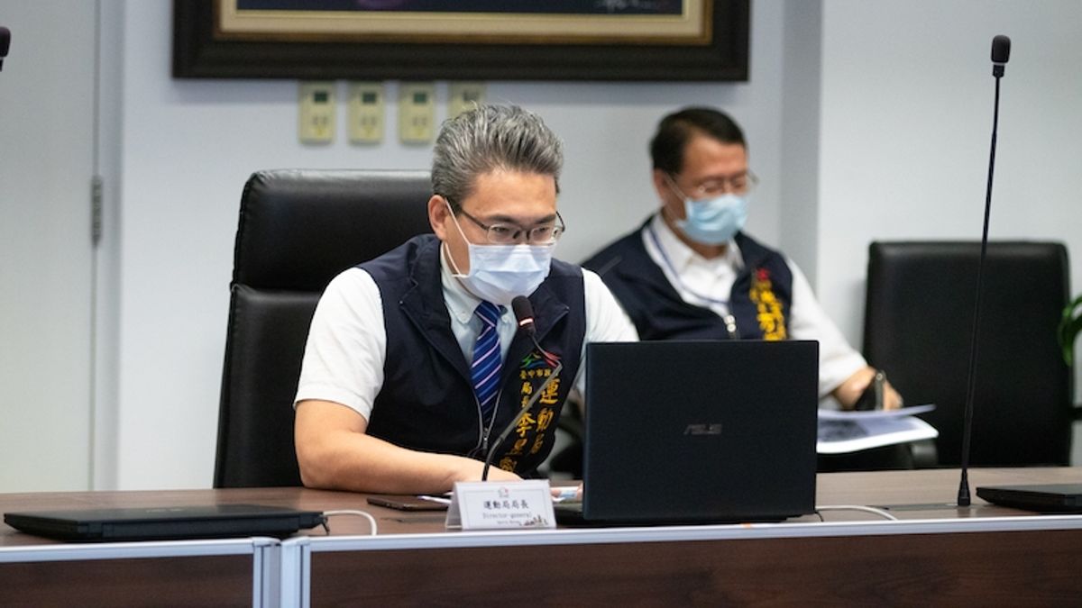 台中市府運動局長李昱叡針對推動台中市國民暨兒童運動中心進行專案報告。(圖/臺中市政府提供) 台中市府運動局長李昱叡針對推動台中市國民暨兒童運動中心進行專案報告。(圖/臺中市政府提供)