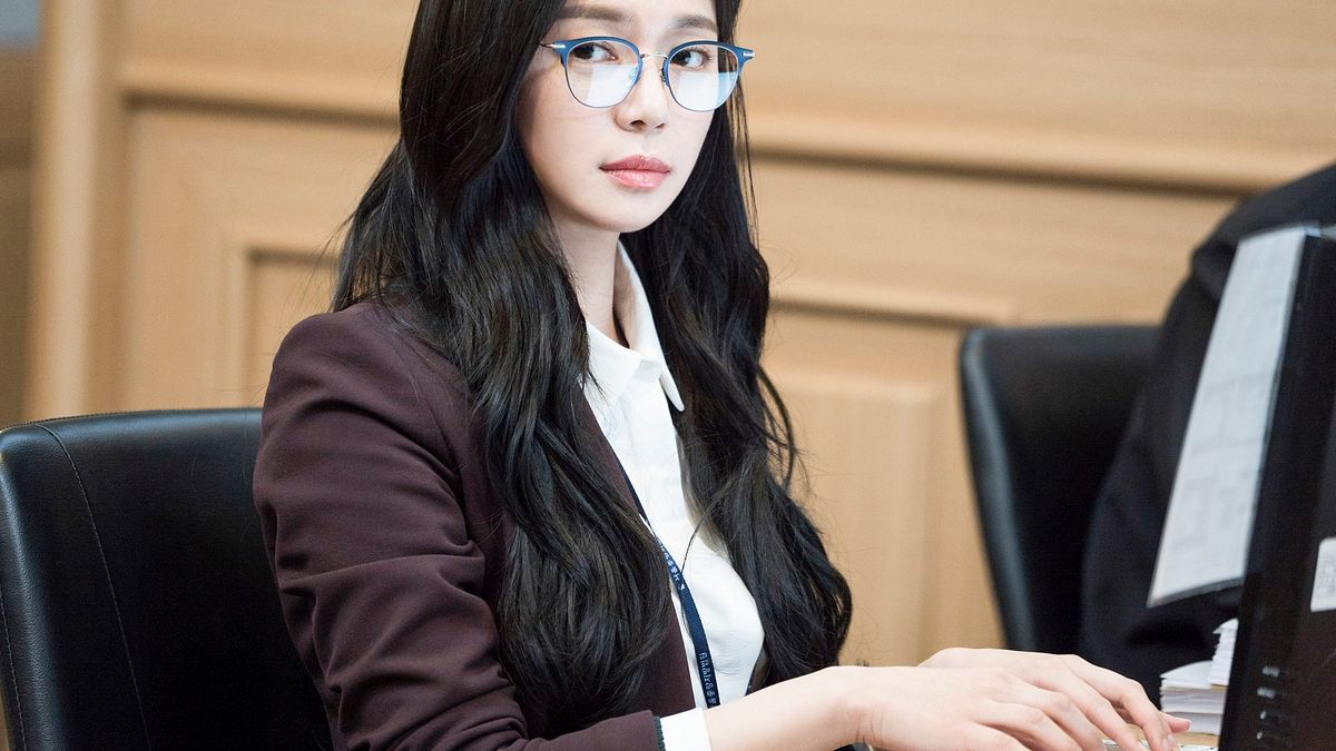 善良本來是一種優點,但總會有人把它當成你的弱點來利用。(圖/JTBC Drama@facebook) 善良本來是一種優點,但總會有人把它當成你的弱點來利用。(圖/JTBC Drama@facebook)