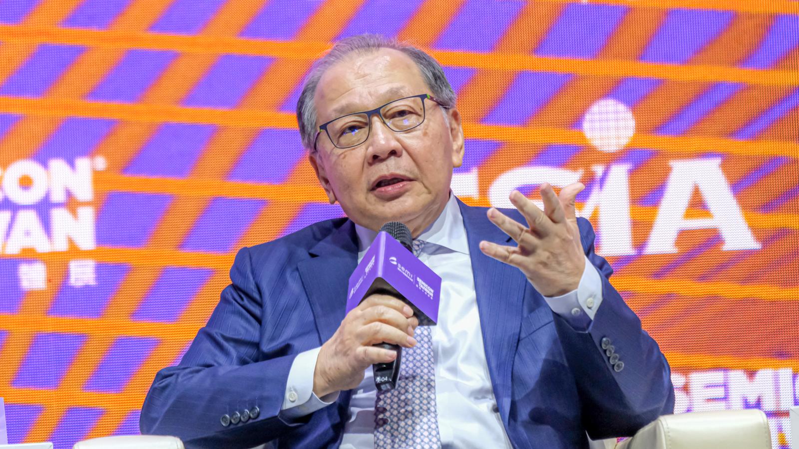 SEMICON高峰對談》「台灣不是只有島內才算!」蔡力行提全球台灣供應鏈:聯發科擴大赴美招募人才