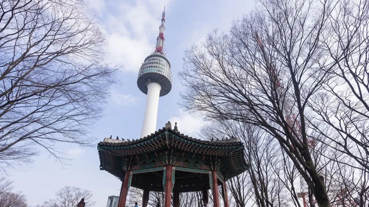 在韓國自由行時下載一些常用APP,旅行會更加順利。(圖/Wei-Te Wong@Flickr) 在韓國自由行時下載一些常用APP,旅行會更加順利。(圖/Wei-Te Wong@Flickr)