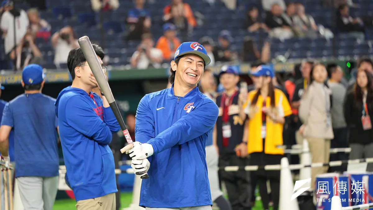 31 位入選球員中,社群聲量最高的是隊長陳傑憲(12.2 萬則),但真正讓網友一面倒說好話的是費爾柴德。(張庭瑜攝)