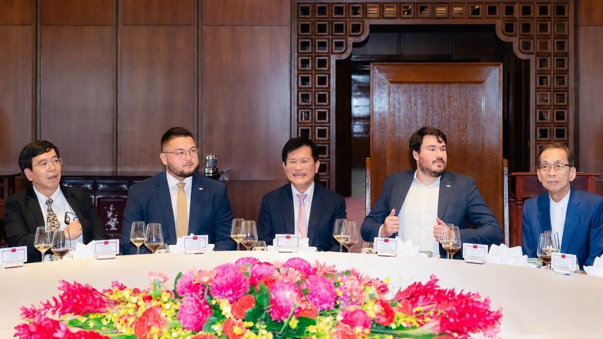 歐洲友好國家+1?斯洛維尼亞執政黨率團訪台 林佳龍設宴款待:務實合作重要一步