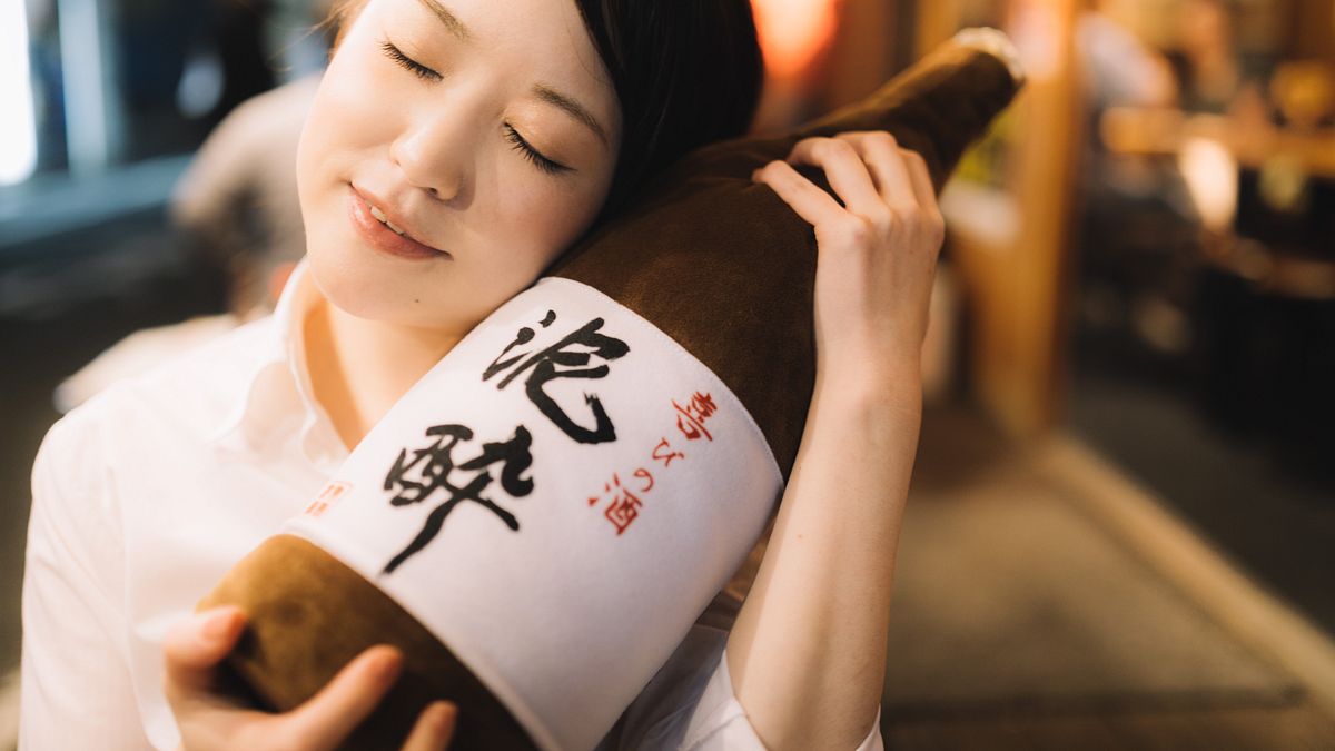 喝酒能暖身、助眠?聽聽醫生怎麼說。(圖/pakutaso) 喝酒能暖身、助眠?聽聽醫生怎麼說。(圖/pakutaso)