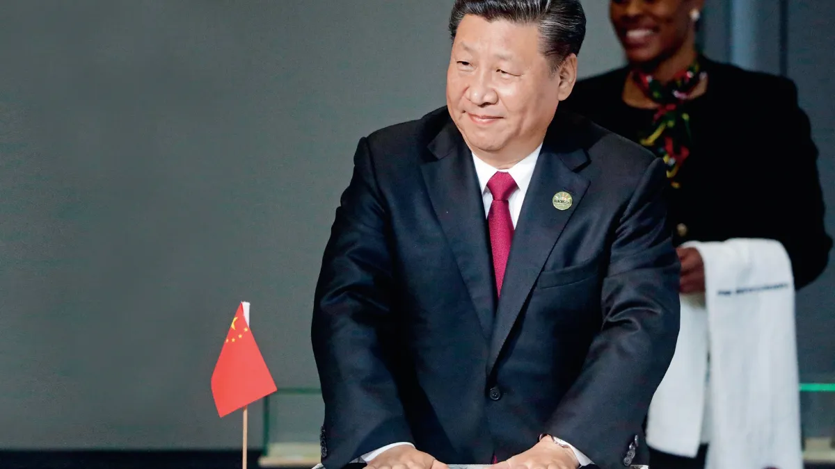 作者指出,在中美貿易摩擦加劇背景下,中國出口成長本就不樂觀。同時,因今年第二季以來,儘管美元指數漲幅有限,但美元兌部分新興市場國家貨幣顯著升值。(多維提供)