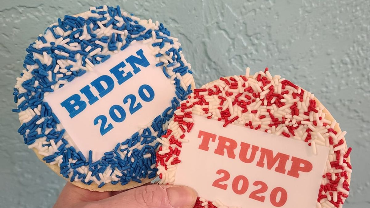 賓州蘿修烘培坊(Lochel's Bakery)近日推出2020年美國大選「候選人餅乾」,引發支持者搶購。目前民主黨總統候選人拜登版餅乾(左)銷售約3000片,遠低川普版(右)的1萬3000片。(翻攝Lochel's Bakery臉書) 賓州蘿修烘培坊(Lochel's Bakery)近日推出2020年美國大選「候選人餅乾」,引發支持者搶購。目前民主黨總統候選人拜登版餅乾(左)銷售約3000片,遠低川普版(右)的1萬3000片。(翻攝Lochel's Bakery臉書)