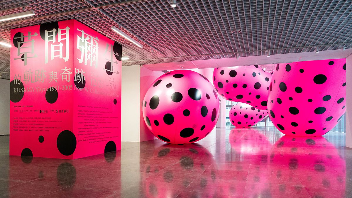 北師美術館「草間彌生展覽」展場照(圖/北師美術館提供) 北師美術館「草間彌生展覽」展場照(圖/北師美術館提供)