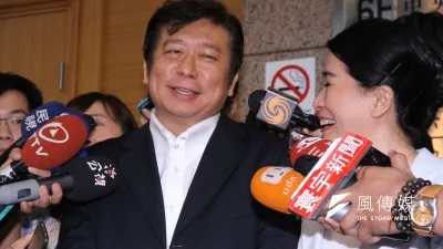 國民黨徵召前陸委會副主委張顯耀參選高雄左楠區,張顯耀回國民黨舉行記者會。(曾原信攝)
