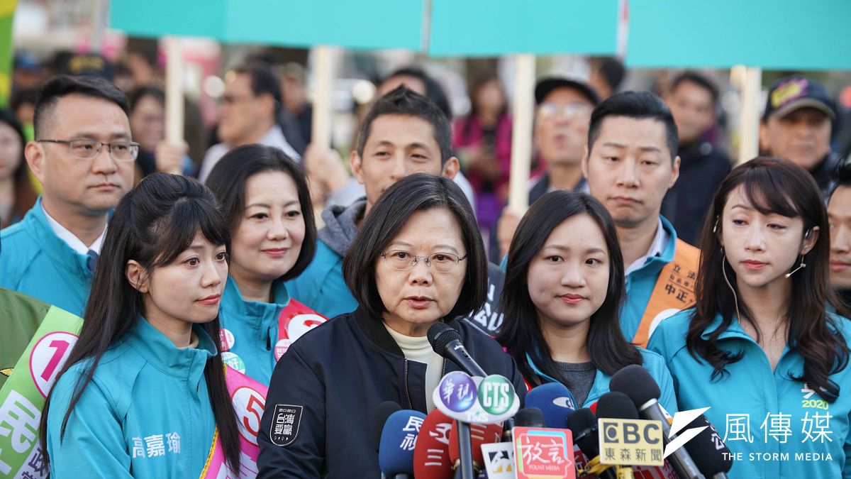 總統蔡英文(見圖)2日表示,用過去威權的心態,解讀保護台灣民主、防止中國滲透的《反滲透法》是不適當的。(資料照,盧逸峰攝) 總統蔡英文(見圖)2日表示,用過去威權的心態,解讀保護台灣民主、防止中國滲透的《反滲透法》是不適當的。(資料照,盧逸峰攝)