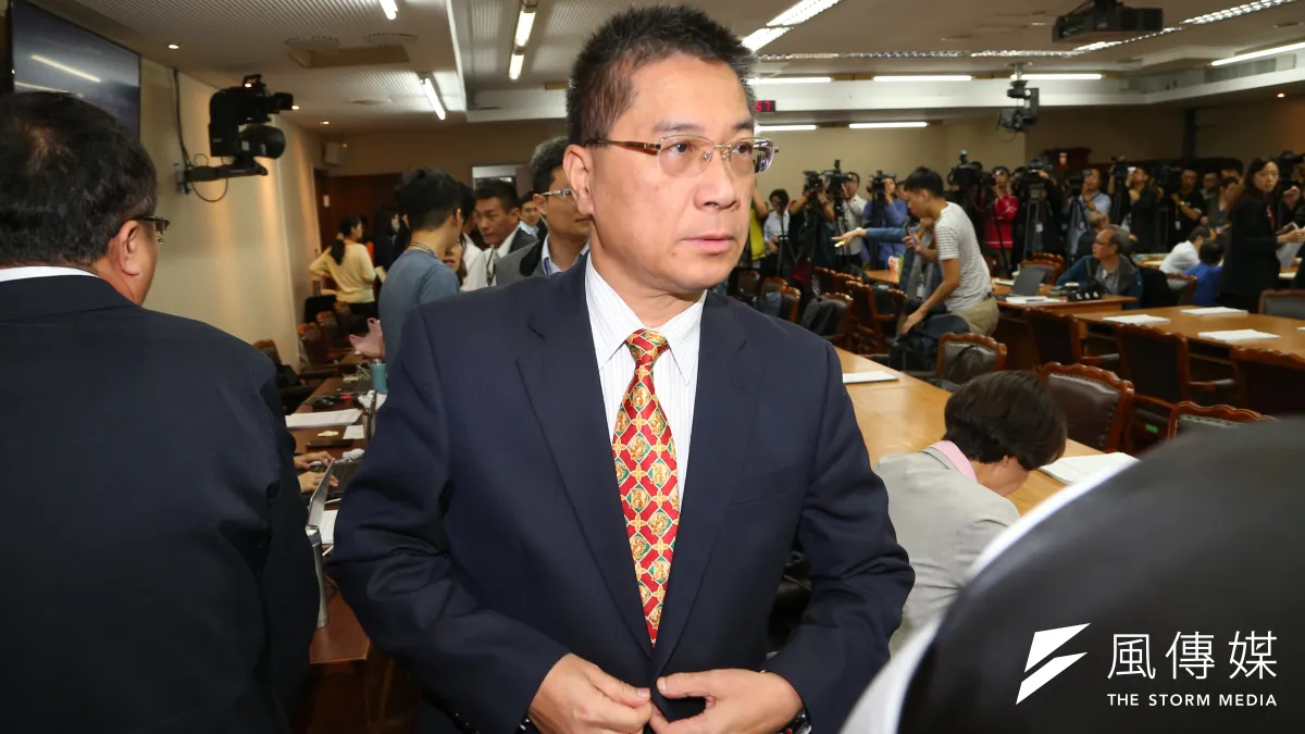 內政部長徐國勇(見圖)24日出席立院內政委員會,針對港女命案兇嫌陳同佳一案進行說明。(顏麟宇攝)