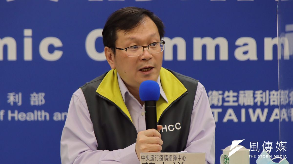 中央流行疫情指揮中心發言人莊人祥表示,今日新增的個案(案599)是日前從菲律賓返國檢疫期滿後,在乘車返家途中才接獲新試劑檢驗報告顯示確診。(資料照,指揮中心提供) 中央流行疫情指揮中心發言人莊人祥表示,今日新增的個案(案599)是日前從菲律賓返國檢疫期滿後,在乘車返家途中才接獲新試劑檢驗報告顯示確診。(資料照,指揮中心提供)