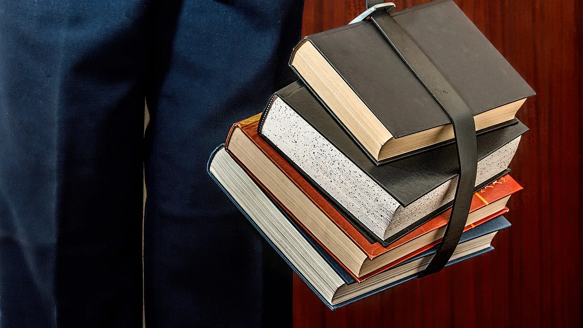 作者建議,108課綱歷史教科書應將增加東亞史篇幅,包含適度增加中國史、介紹東亞各國的歷史及其間互動,並納入與台灣有關的歷史。(Pixabay)