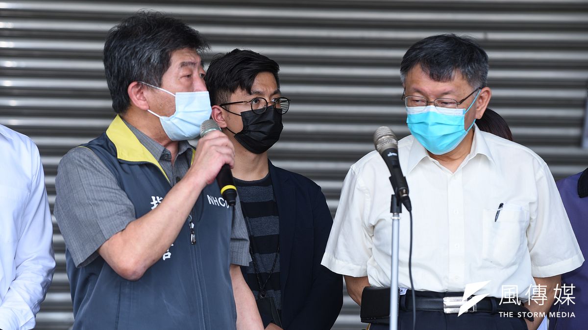 最新民調顯示,有41.7%台北市民滿意陳時中今年3月以來的防疫表現,另有50.7%市民感到滿意柯文哲表現。(資料照,顏麟宇攝) 最新民調顯示,有41.7%台北市民滿意陳時中今年3月以來的防疫表現,另有50.7%市民感到滿意柯文哲表現。(資料照,顏麟宇攝)