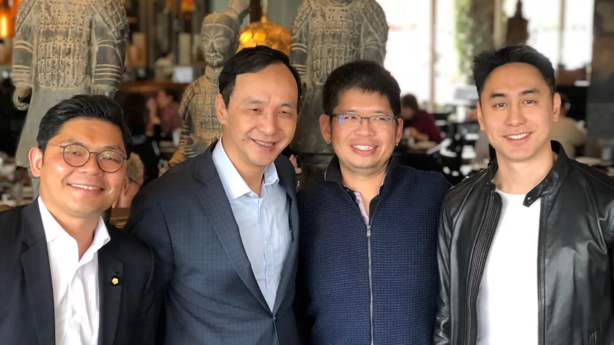 20190216-前新北市長朱立倫(左二)和國民黨立委許毓仁(左一)訪美,兩人於間16日中午展前行程,並和和YouTube創辦人陳士駿(右二)餐敘。(許毓仁辦公室提供)