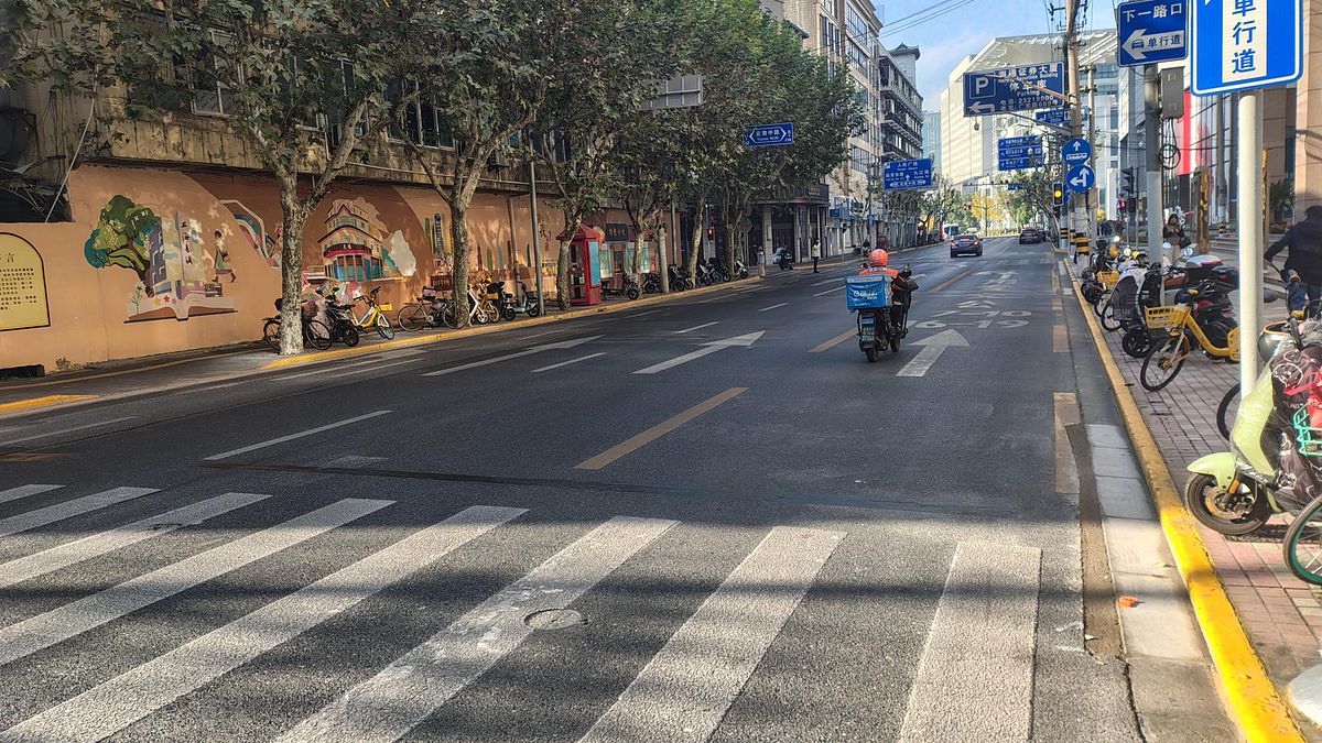 北京觀察》「苦難詩意化」翻車!官媒宣傳片火速下架,為何外賣員生活變成童話?