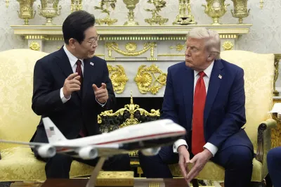 2025年8月25日,美國總統川普與韓國總統李在明在白宮會面。(美聯社)
