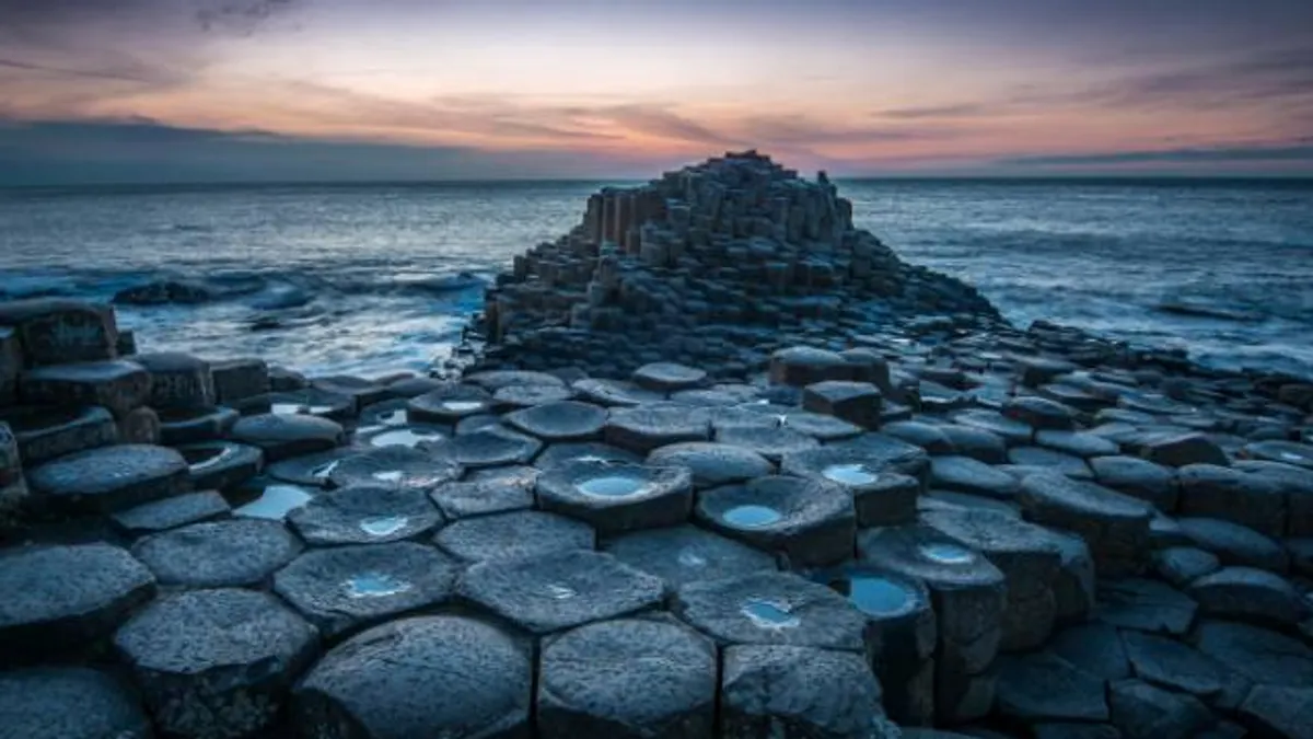 巨人之路|Kelly Videira@wayfaringstudent.com(圖/KLOOK 客路 提供) 巨人之路|Kelly Videira@wayfaringstudent.com(圖/KLOOK 客路 提供)