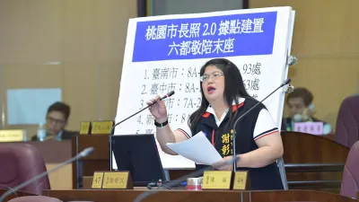 桃園市議員謝彰文關心長照據點佈建進度。(圖/桃園市議會提供)