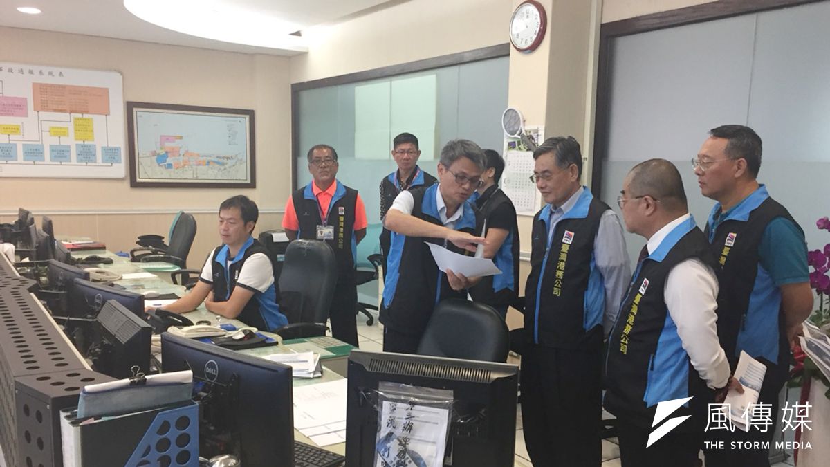 台灣港務公司指示各港口要提前完成防颱防汛人力物力整備。(圖/徐炳文攝) 台灣港務公司指示各港口要提前完成防颱防汛人力物力整備。(圖/徐炳文攝)