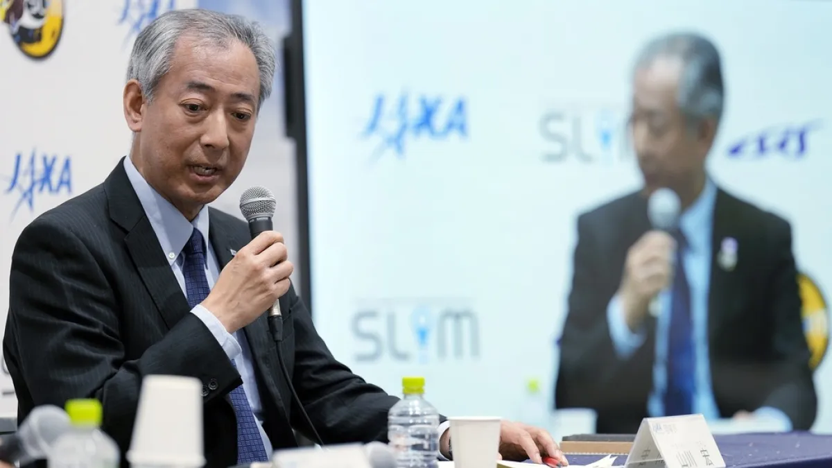 2024年1月20日,日本小型無人探測器SLIM登陸月球。日本宇宙航空研究開發機構(JAXA)理事長山川宏發表聲明。(AP)