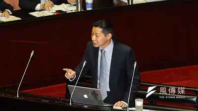 時代力量新科立委林昶佐23日進行總質詢。(顏麟宇攝)