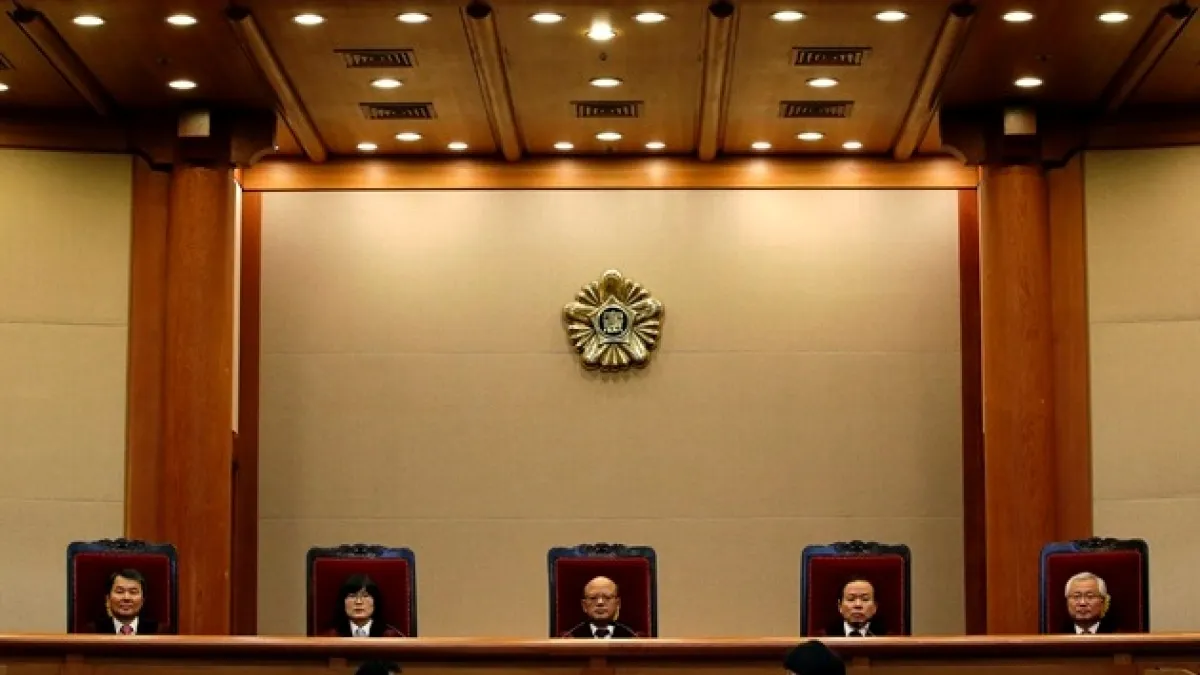位於首爾的南韓憲法法庭26日宣布通姦除罪化(美聯社)