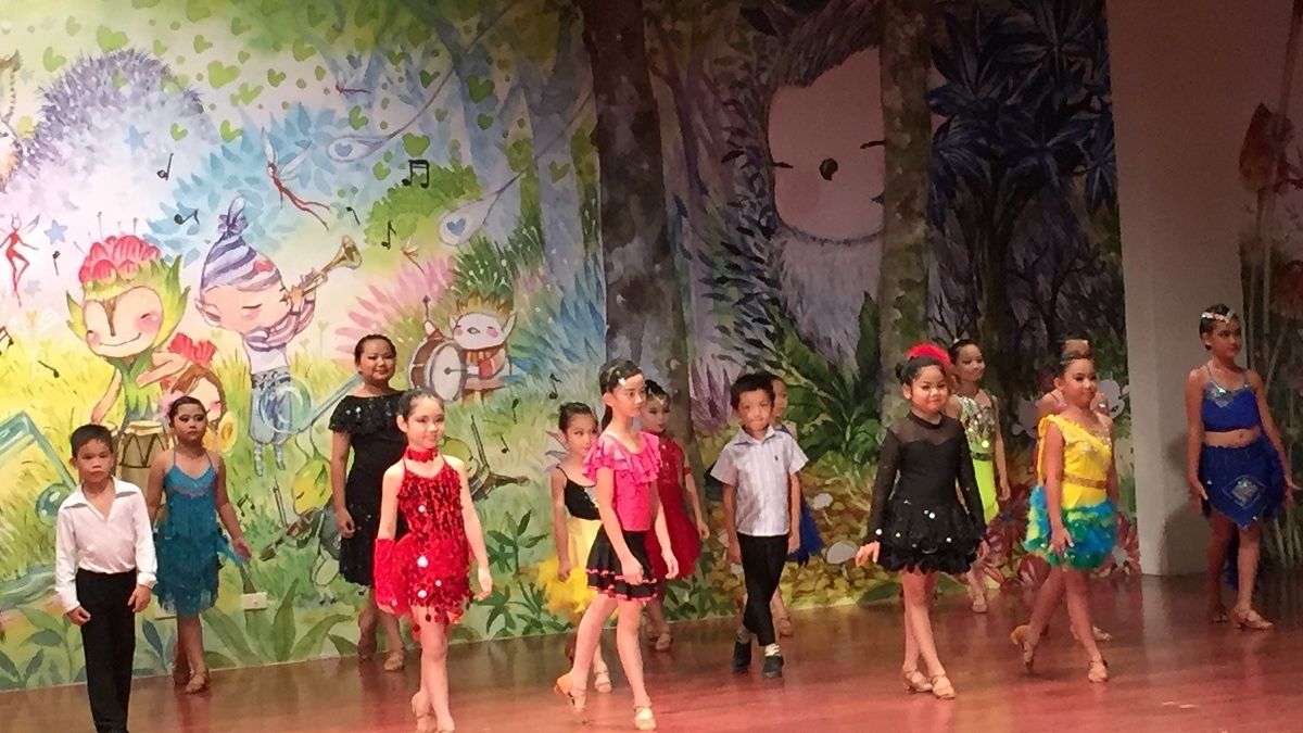 融合中西風格 中正國小拉丁舞社成果展驚豔四座 融合中西風格 中正國小拉丁舞社成果展驚豔四座