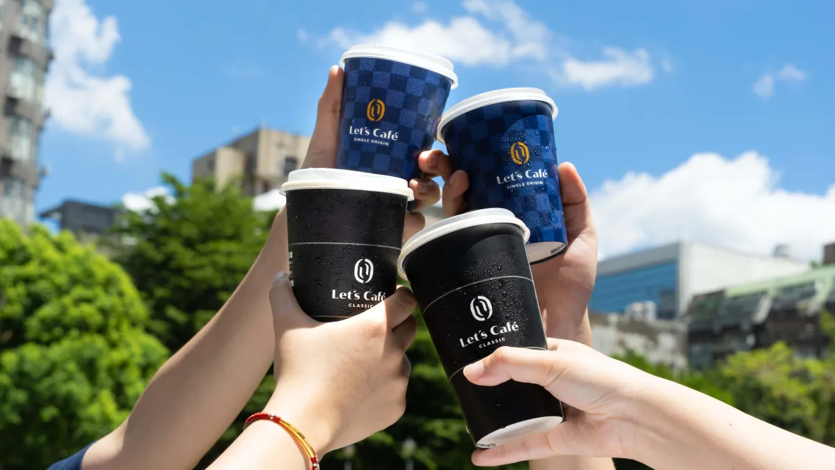 用 Let's Café特濃冰咖啡,展開一天的活力