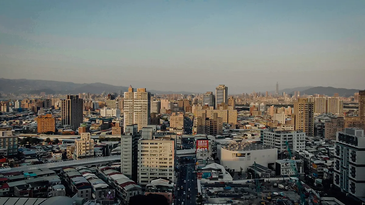 板橋區中山路周邊空拍圖。 (圖/新北市政府城鄉發展局)