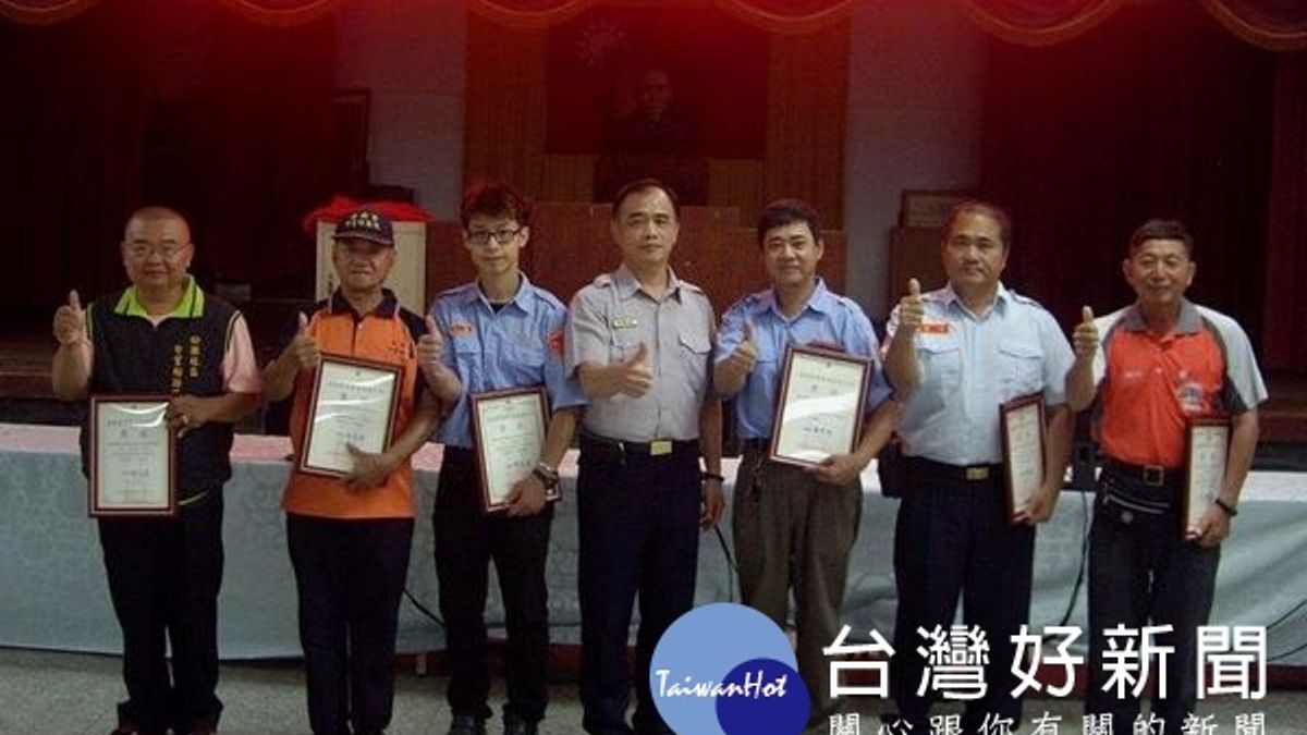 警民合作 守望相助訓練護在地治安 警民合作 守望相助訓練護在地治安