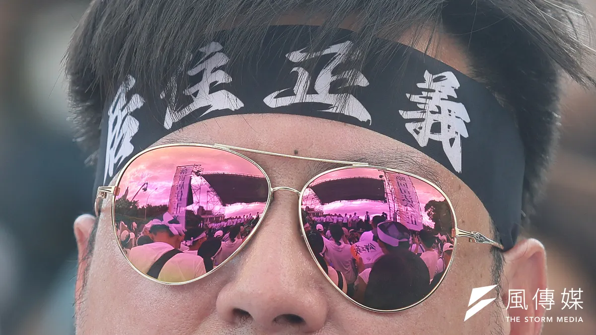 前立委黃國昌與館長陳之漢16日在凱道舉辦「公平正義救台灣」集會,圖為出席群眾。(資料照,柯承惠攝)