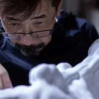 Sculptor Xun Wang (王尋). (Photo courtesy of River Art Gallery / 大河美術) Sculptor Xun Wang (王尋). (Photo courtesy of River Art Gallery / 大河美術)
